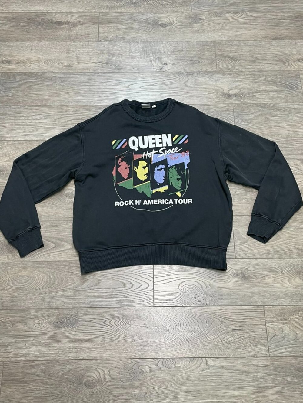 Queen Band Hot Space Tour 1982 Graphic‎ Crewneck Sweatshirt Black Size Large GU